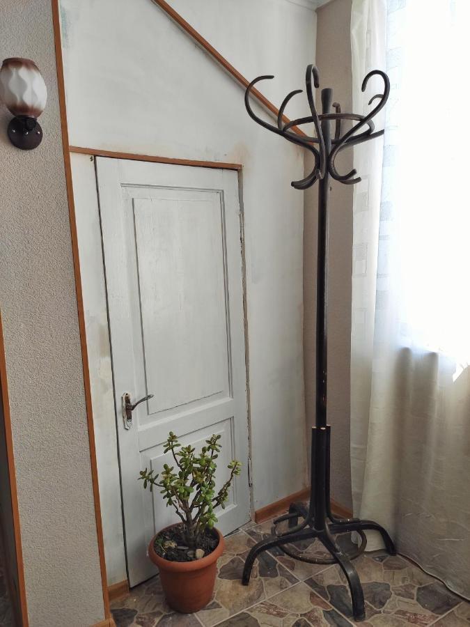 Guesthouse Ttt-1 Тбилиси Экстерьер фото